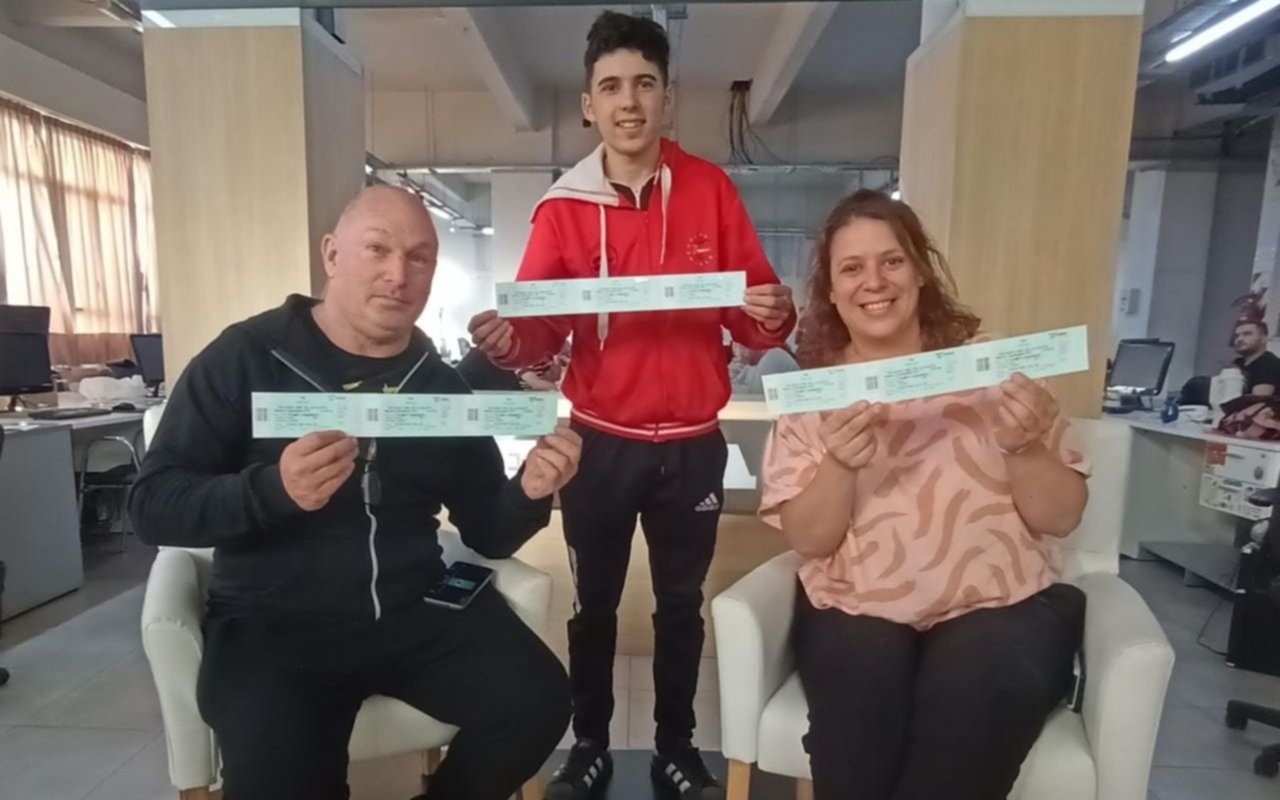 ¡Pura emoción y llenos de felicidad! los ganadores se llevaron las entradas para ver a Tini