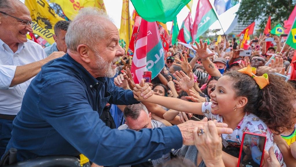 ¿Habrá dólares hacia nuestro país por el triunfo de Lula en las elecciones de Brasil?