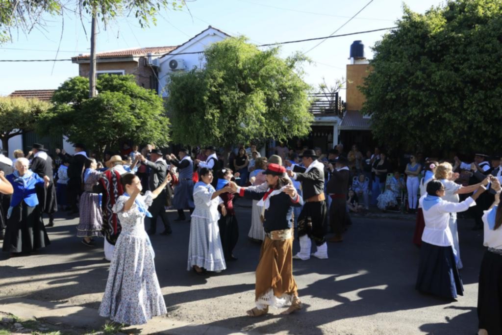 Ya se vive el clima de la Tradición en las calles de la Ciudad