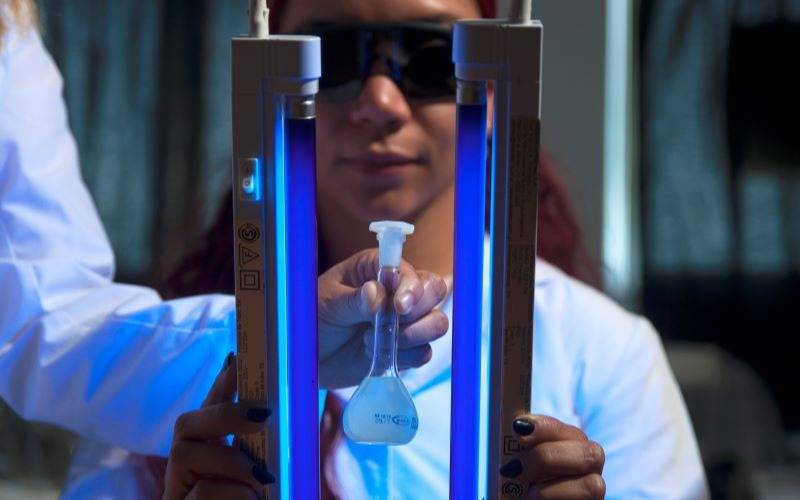 Científicos de la UNLP desarrollan nanomateriales para eliminar contaminantes en el agua