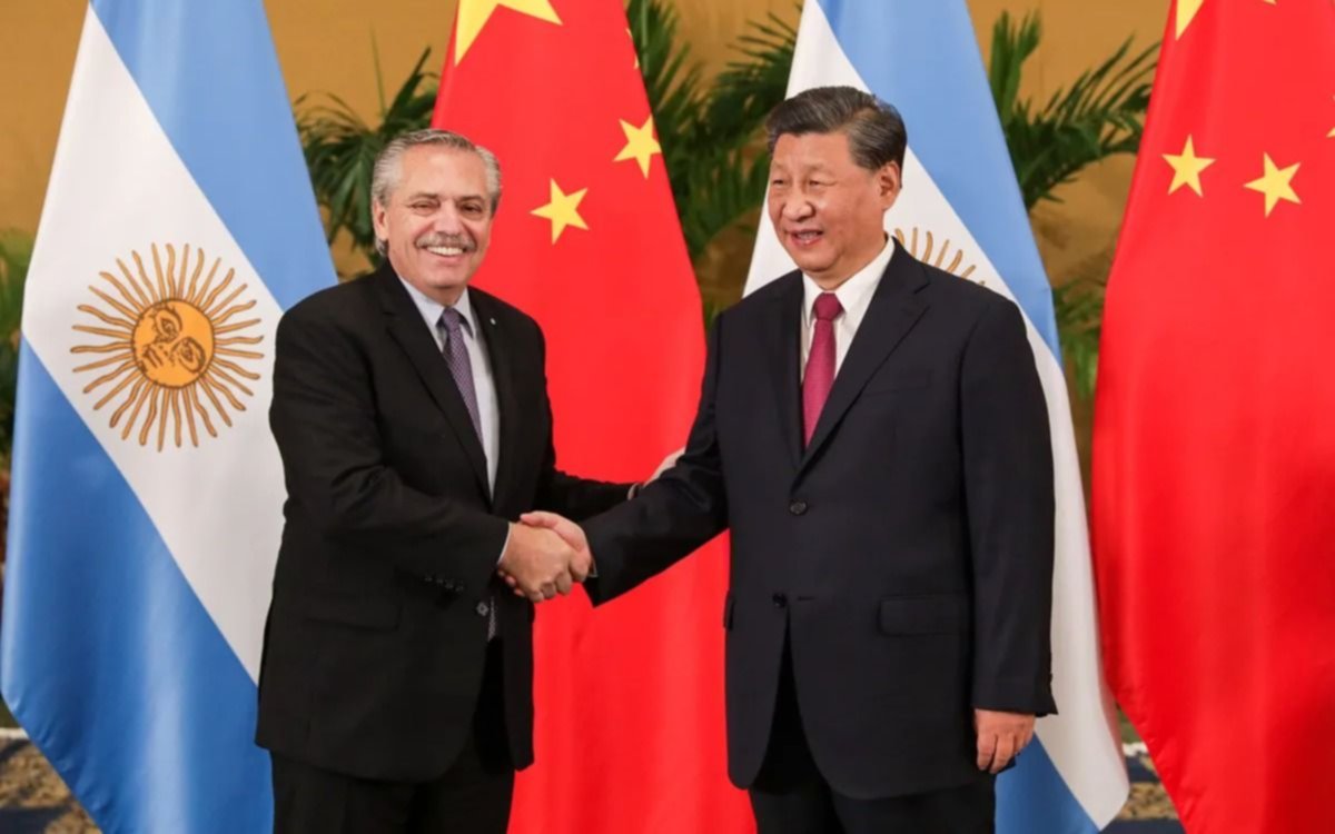 Tras el cuadro de gastritis por el que estuvo internado en Bali, Alberto Fernández se reunió con Xi Jinping