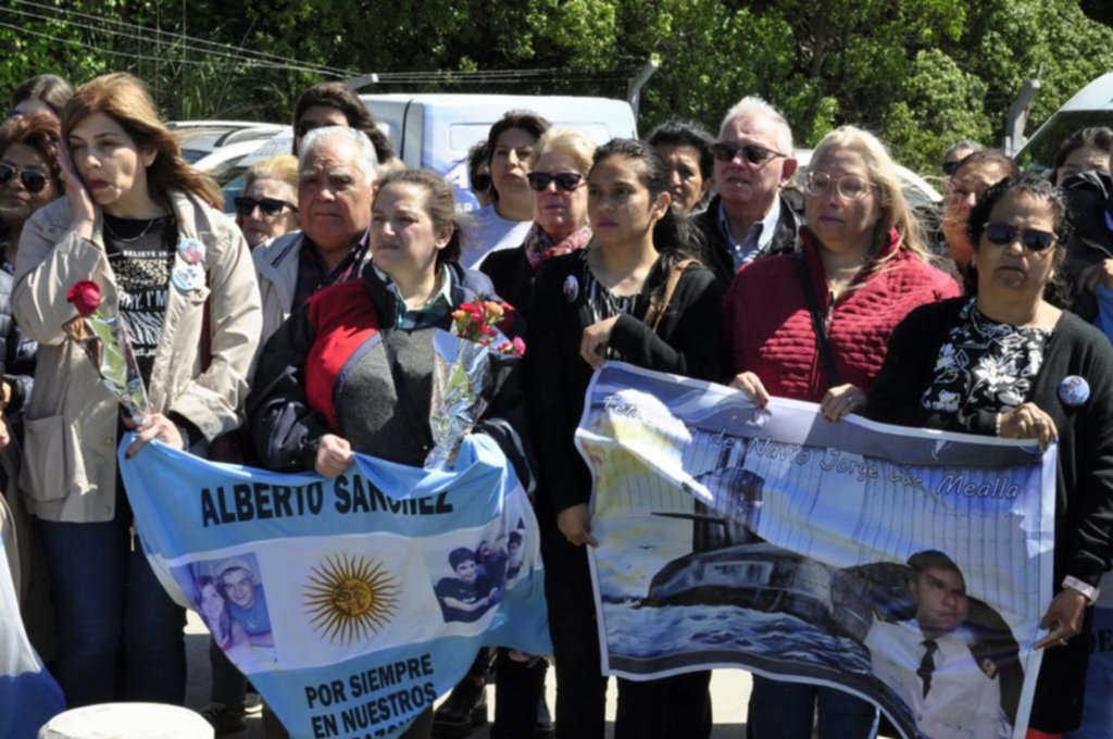 Familiares movilizados a 5 años de la desaparición del submarino ARA San Juan