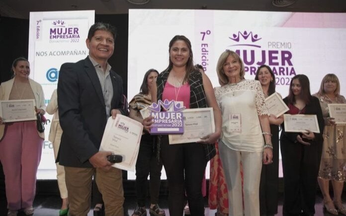 Quilmeña ganó el premio a Mujer Empresaria Bonaerense