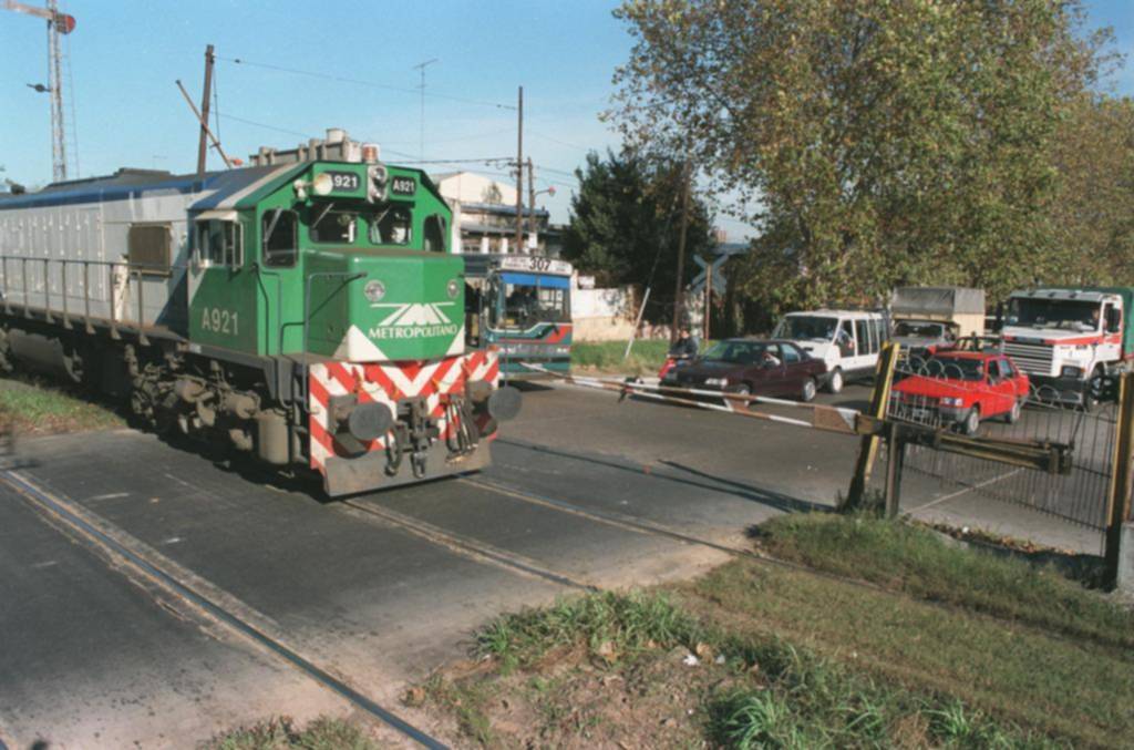 El paso bajo nivel en 1 y 32 y otras obras complementarias