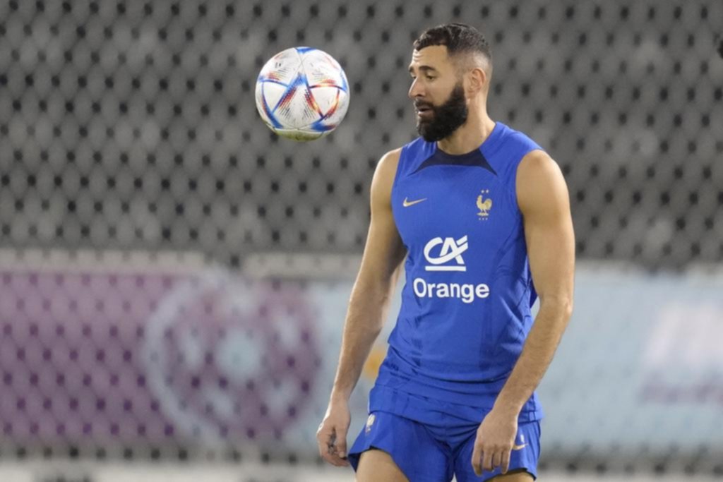 Karim Benzema, quedó afuera del Mundial por una lesión