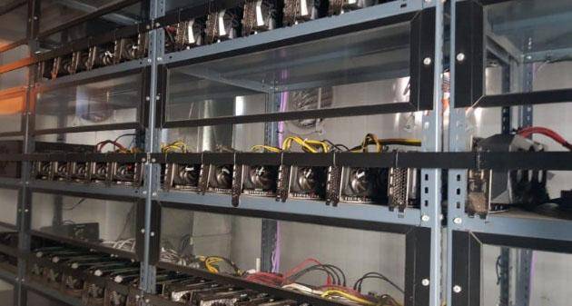 Desmantelan una “granja” de Bitcoin en Plaza Paso