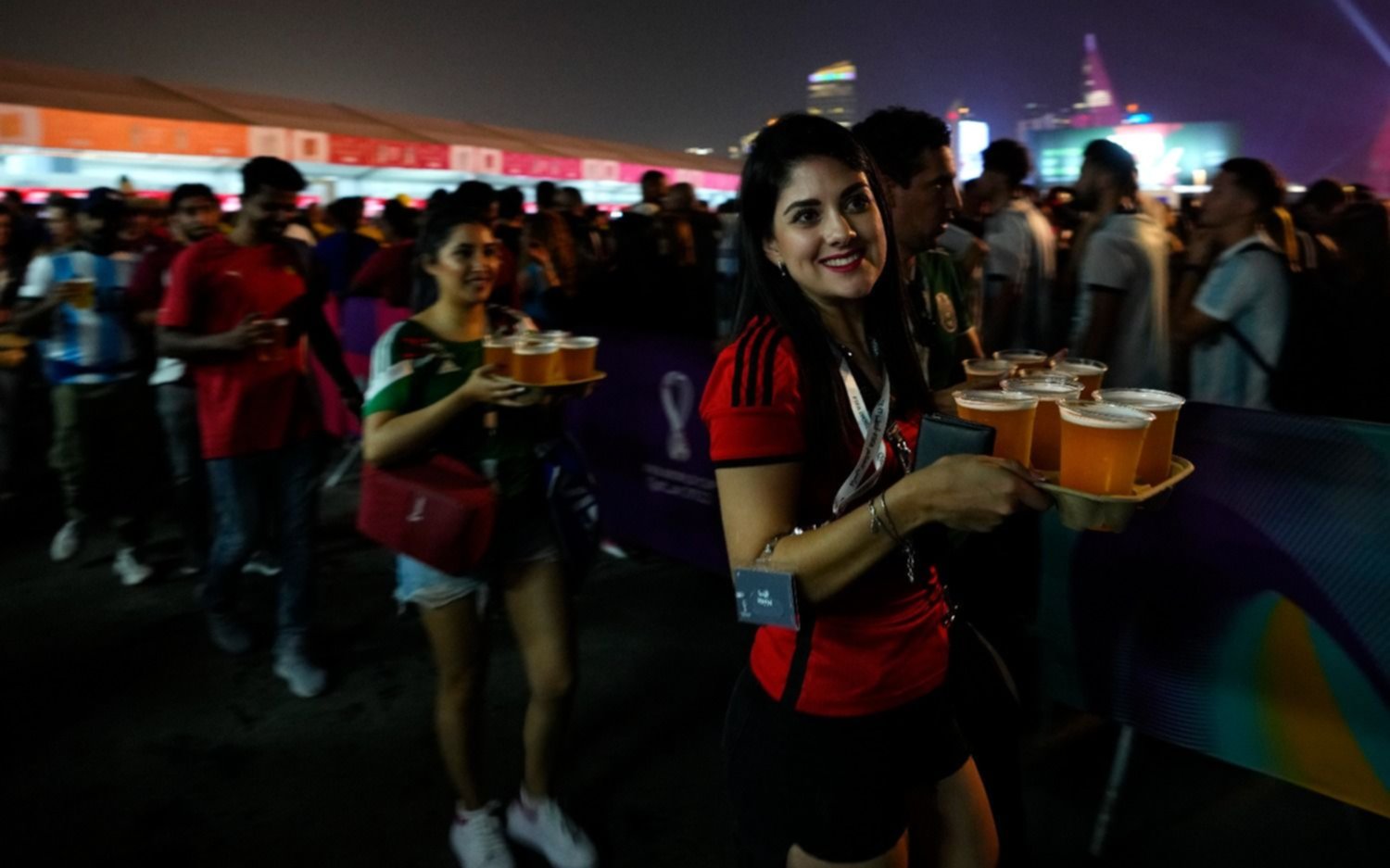 ¿Qué pasa con la cerveza en Qatar?: prohibida en la calle pero no en las suits de los estadios