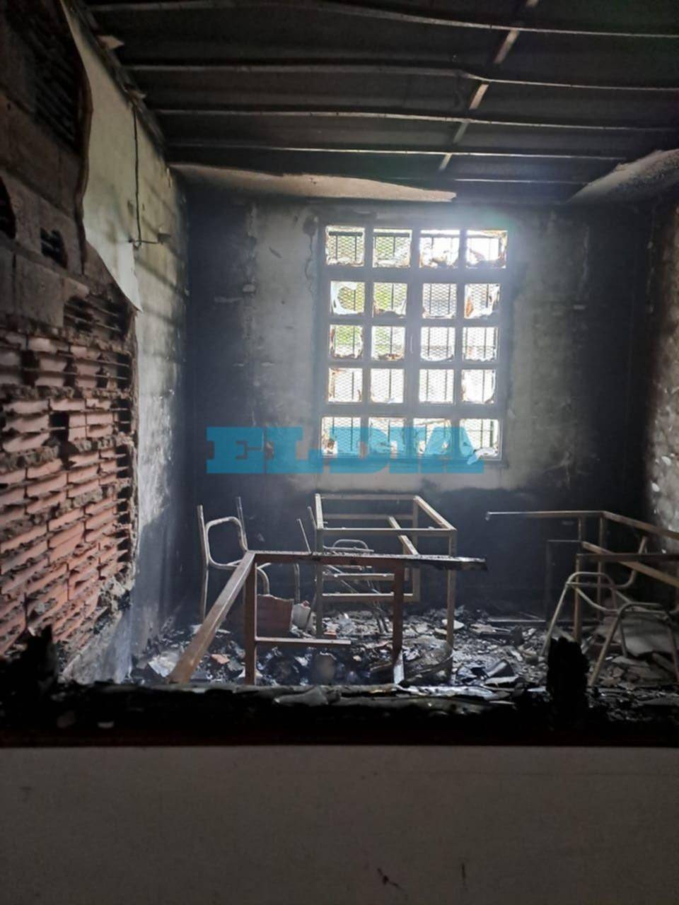 Se incendió una escuela de La Plata: investigan si intentaron robar y la prendieron fuego