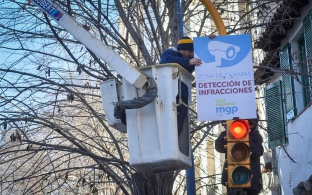 Mar del Plata pone en marcha fotomultas con penas que superan los $180.000