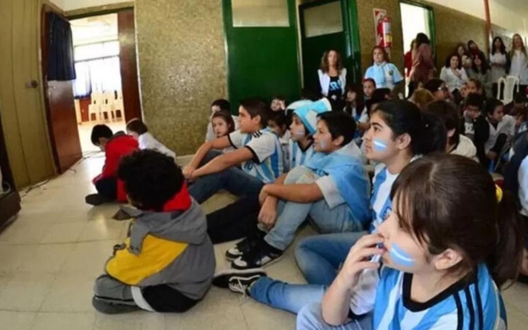 Mundial de Qatar y clases: ¿Qué pasará mañana en las escuelas de La Plata cuando juegue Argentina?