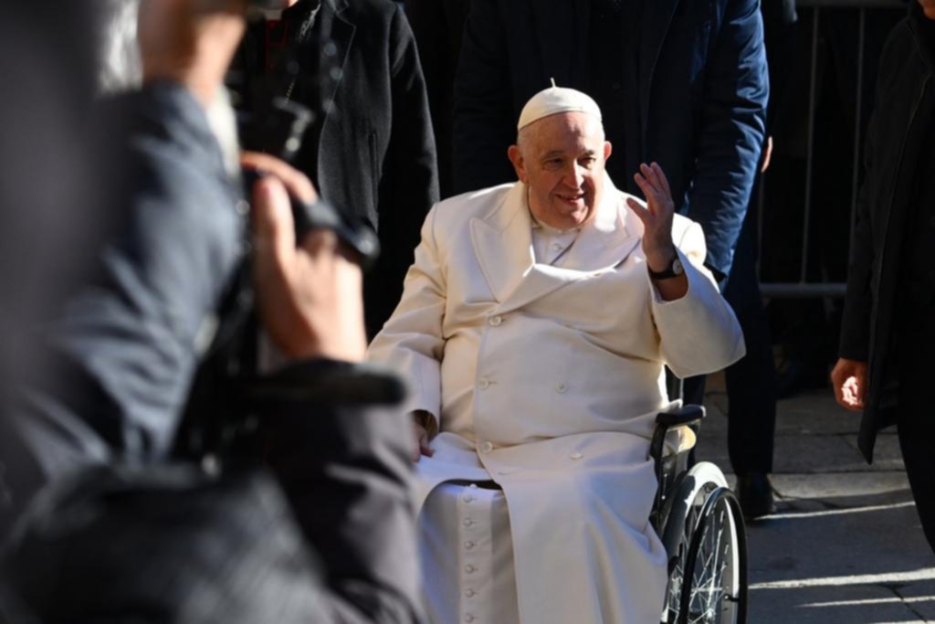 El Papa echó a la cúpula de Caritas Internacional