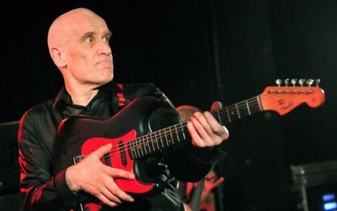 Muere Wilko Johnson, el guitarrista que inspiró al punk-rock: también fue actor y brilló como verdugo en Game of Thrones