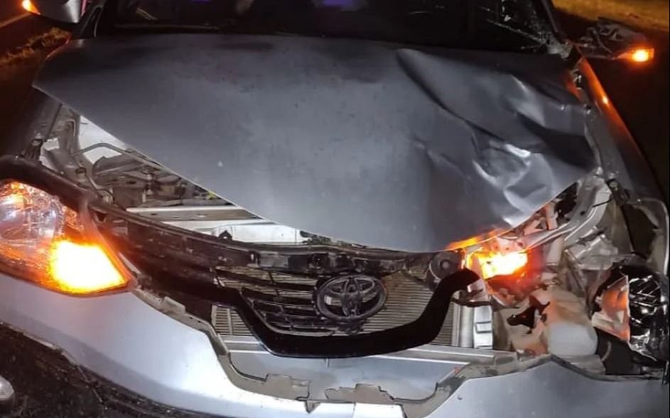 Otra muerte en la Ruta 2: un hombre bajó de su auto por un desperfecto y fue arrollado