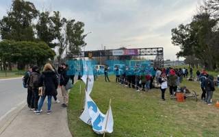 CCC: "Marchamos por los miles de argentinos que quieren tener garantizado lo mínimo para pasar la Navidad"