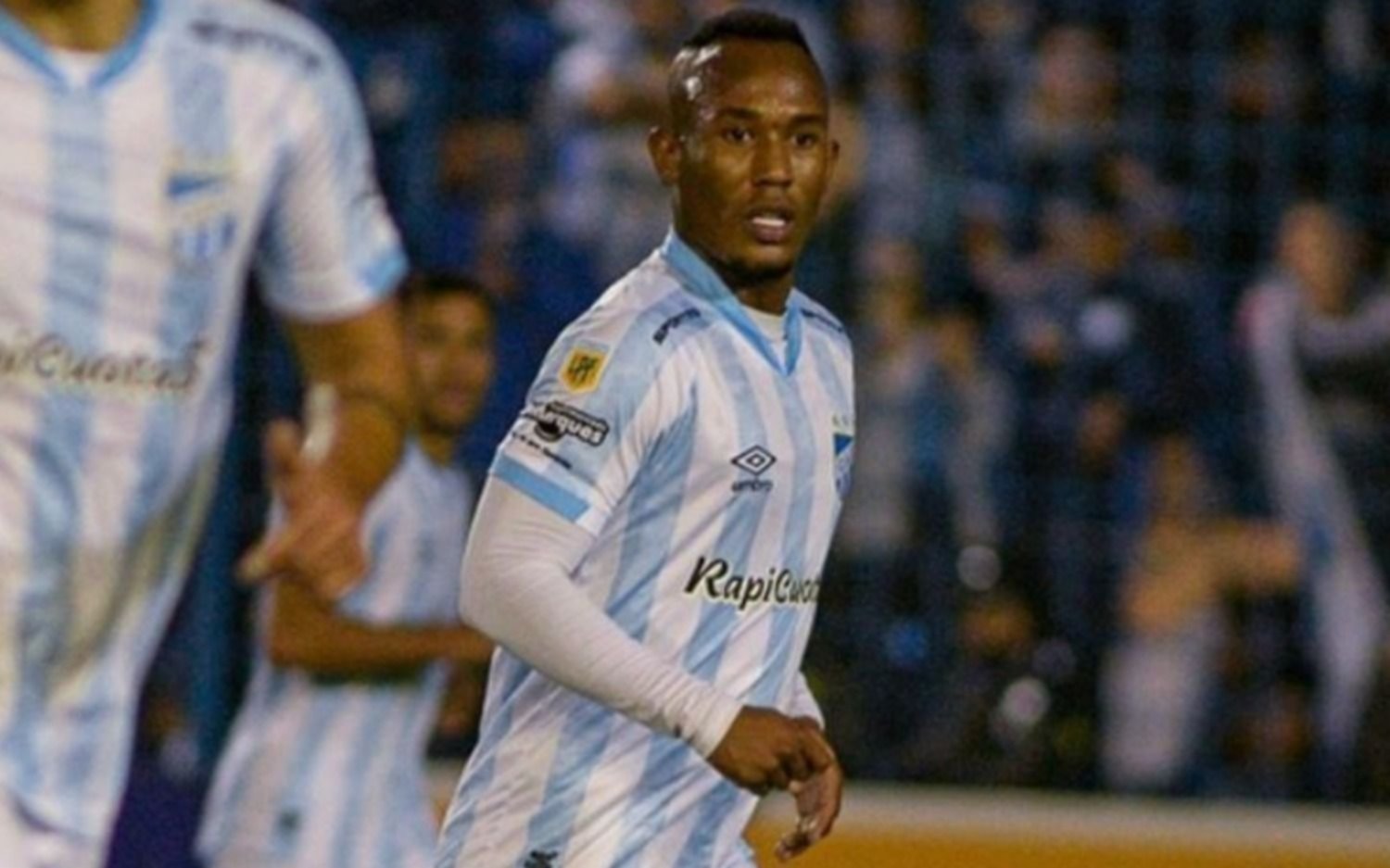 Otra tragedia sacude al fútbol argentino: murió un jugador de Atlético Tucumán, en pleno entrenamiento