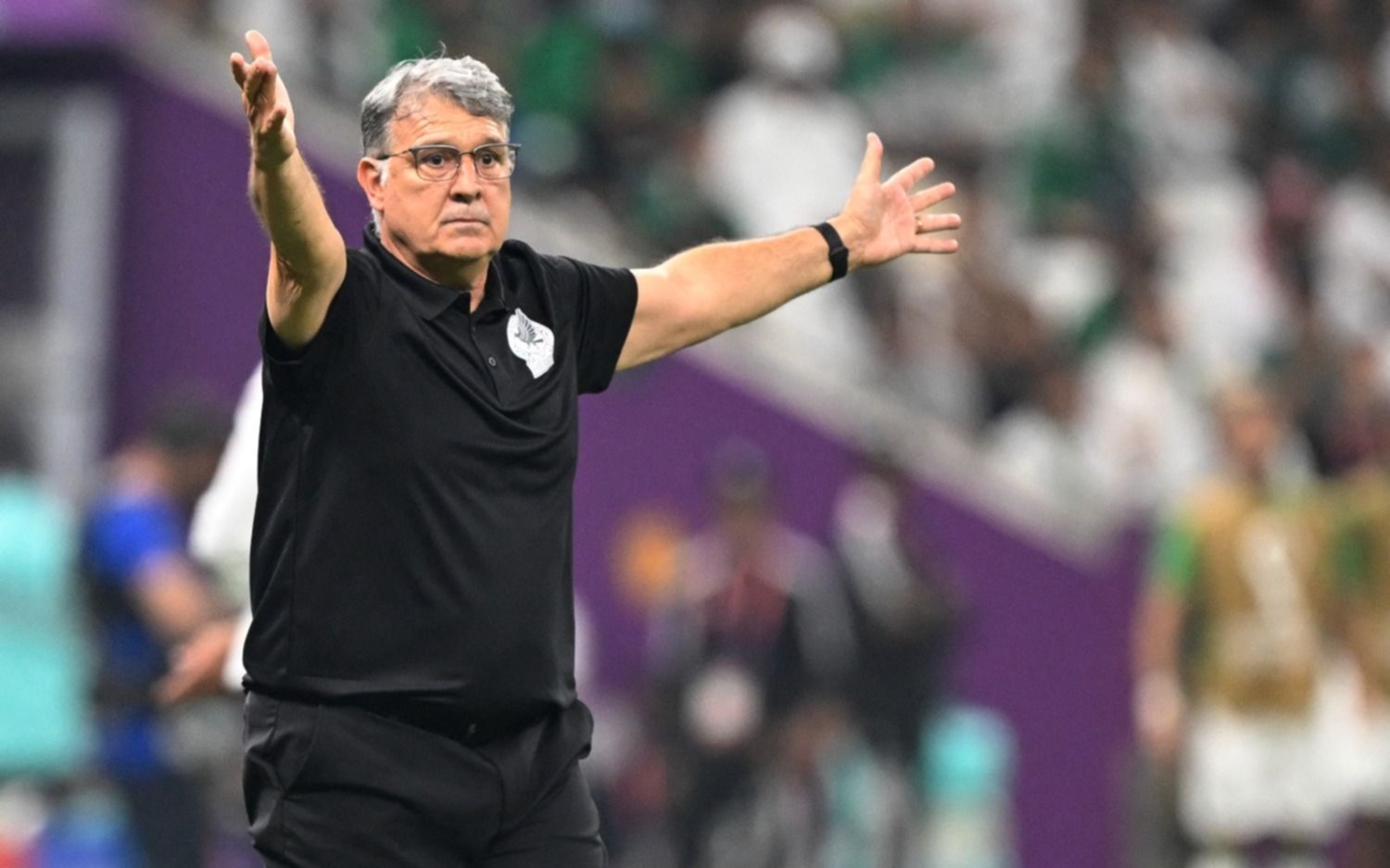 Gerardo "Tata" Martino hizo una fuerte autocrítica y renunció tras la eliminación de México