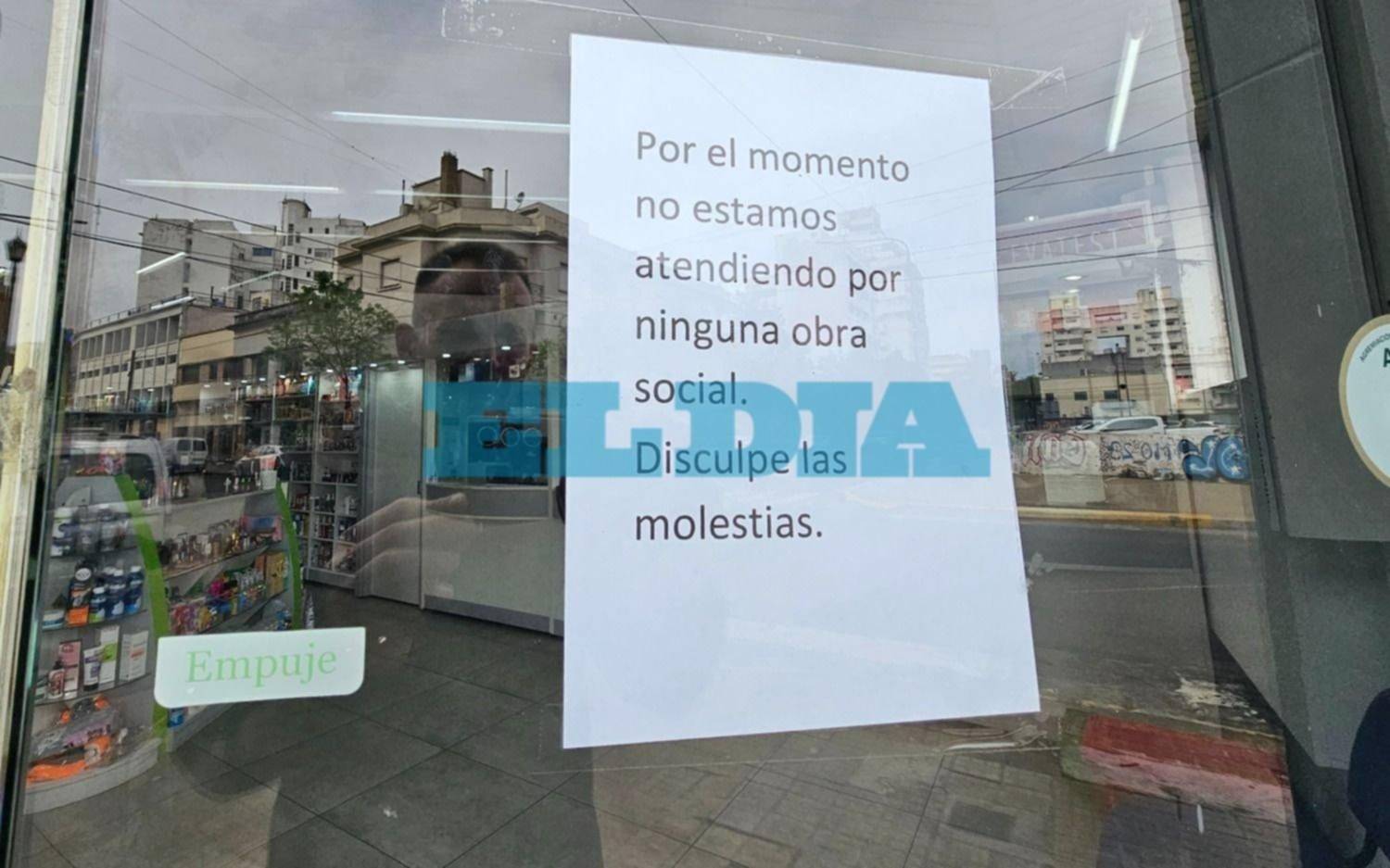 Aplican nuevos aumentos de medicamentos y farmacias ya cortan la venta por obra social