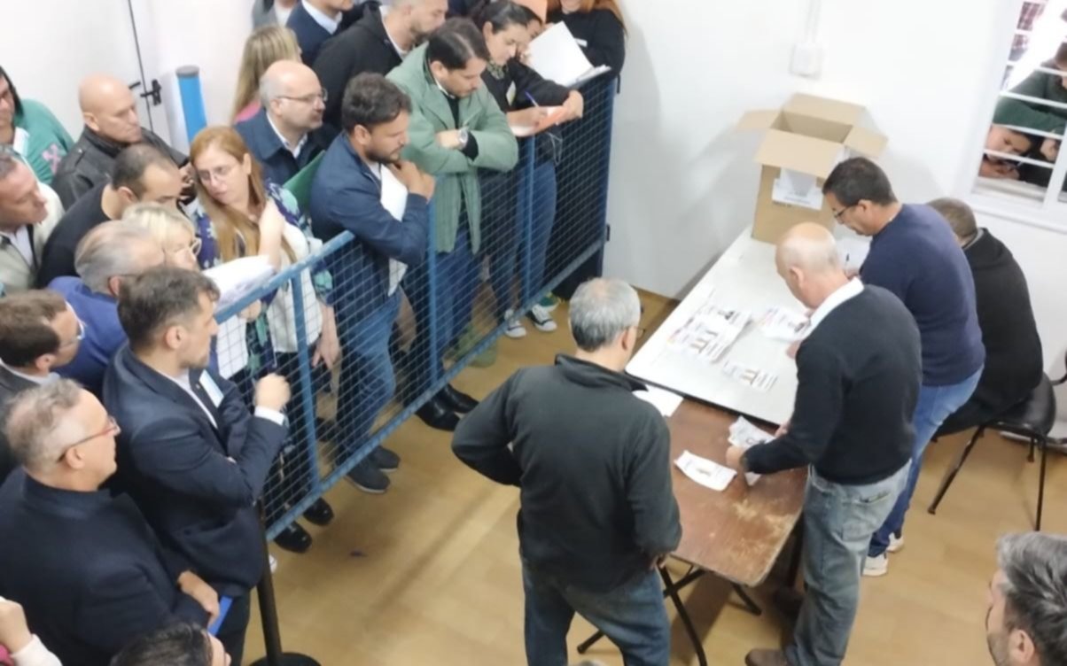 Elecciones 2023 en La Plata.- La evolución del padrón de extranjeros y el recordado aviso en guaraní