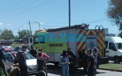 Tránsito fatal en La Plata: una joven perdió la vida en un accidente