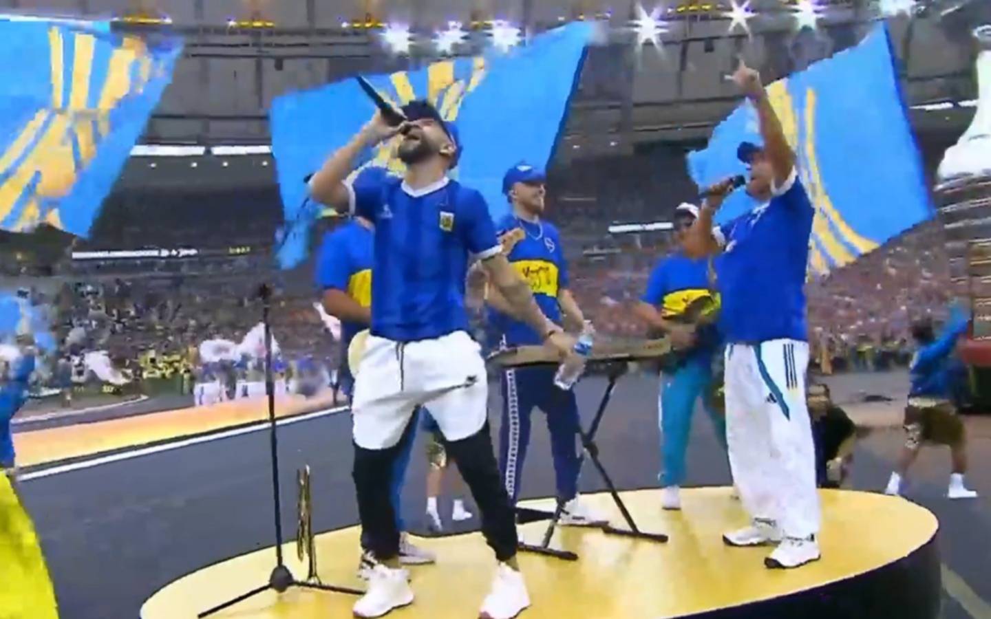 "Dale, dale Bo...": Yerba Brava entonó sus hits en la previa de la final de la Libertadores