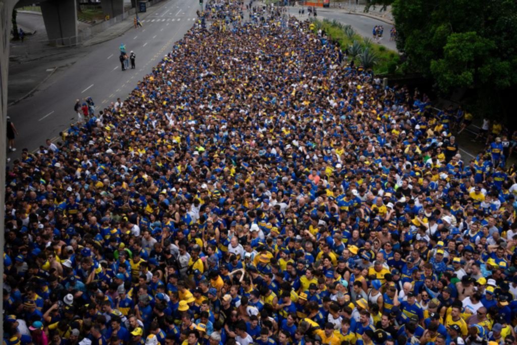 Los hinchas tiñeron de Azul y Oro todo Río de Janeiro