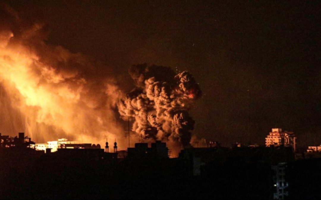 Israel dijo que completó el cerco a Gaza y partió en dos la Franja de Gaza