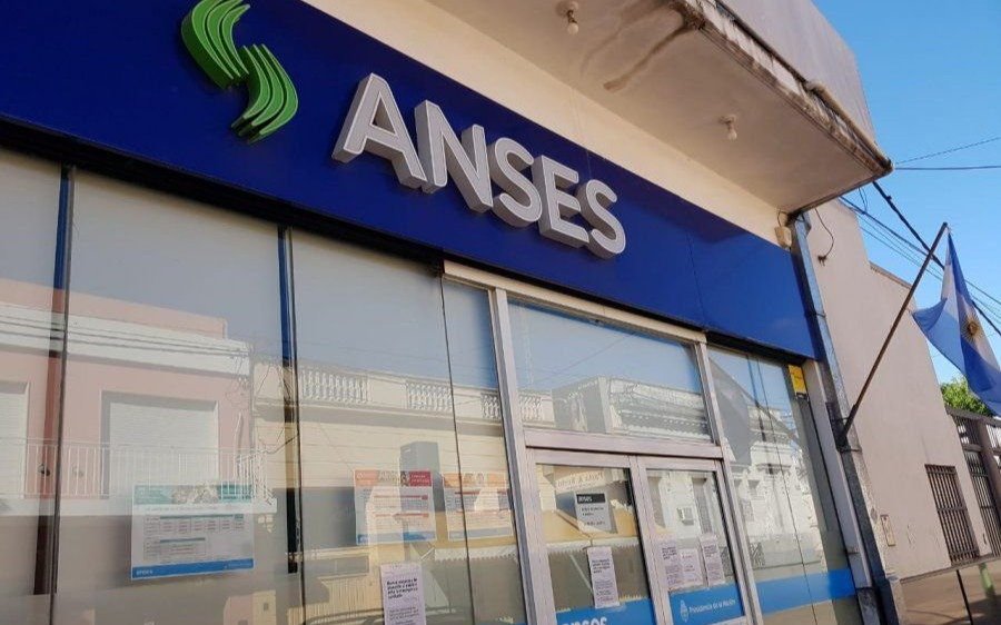 Desde este lunes se puede tramitar los créditos de Anses de $600 mil y un millón: paso a paso, cómo acceder