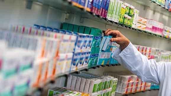 En La Plata, algunas farmacias ya cortaron las coberturas y se agrava la crisis