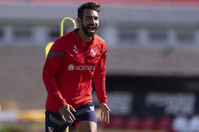 Cauteruccio se reincorporó después de un mes de reposo