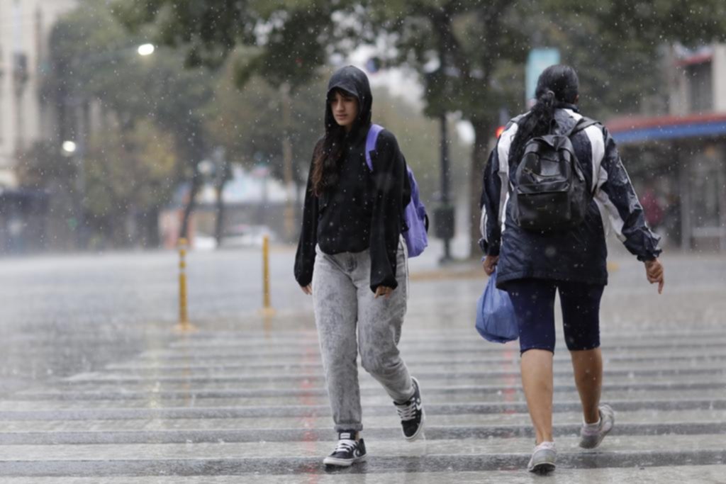 La tormenta tenía en guardia a la Región, pero el tiempo mejorará hoy