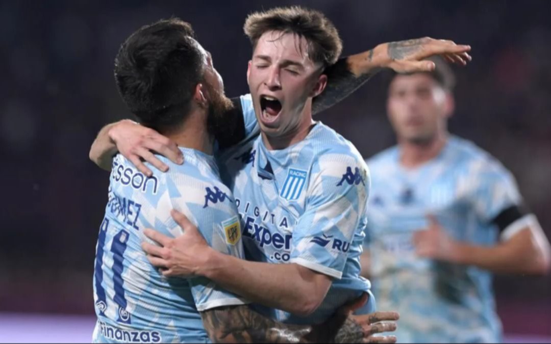 Racing derrotó a Lanús por 2 a 0 en una noche emotiva
