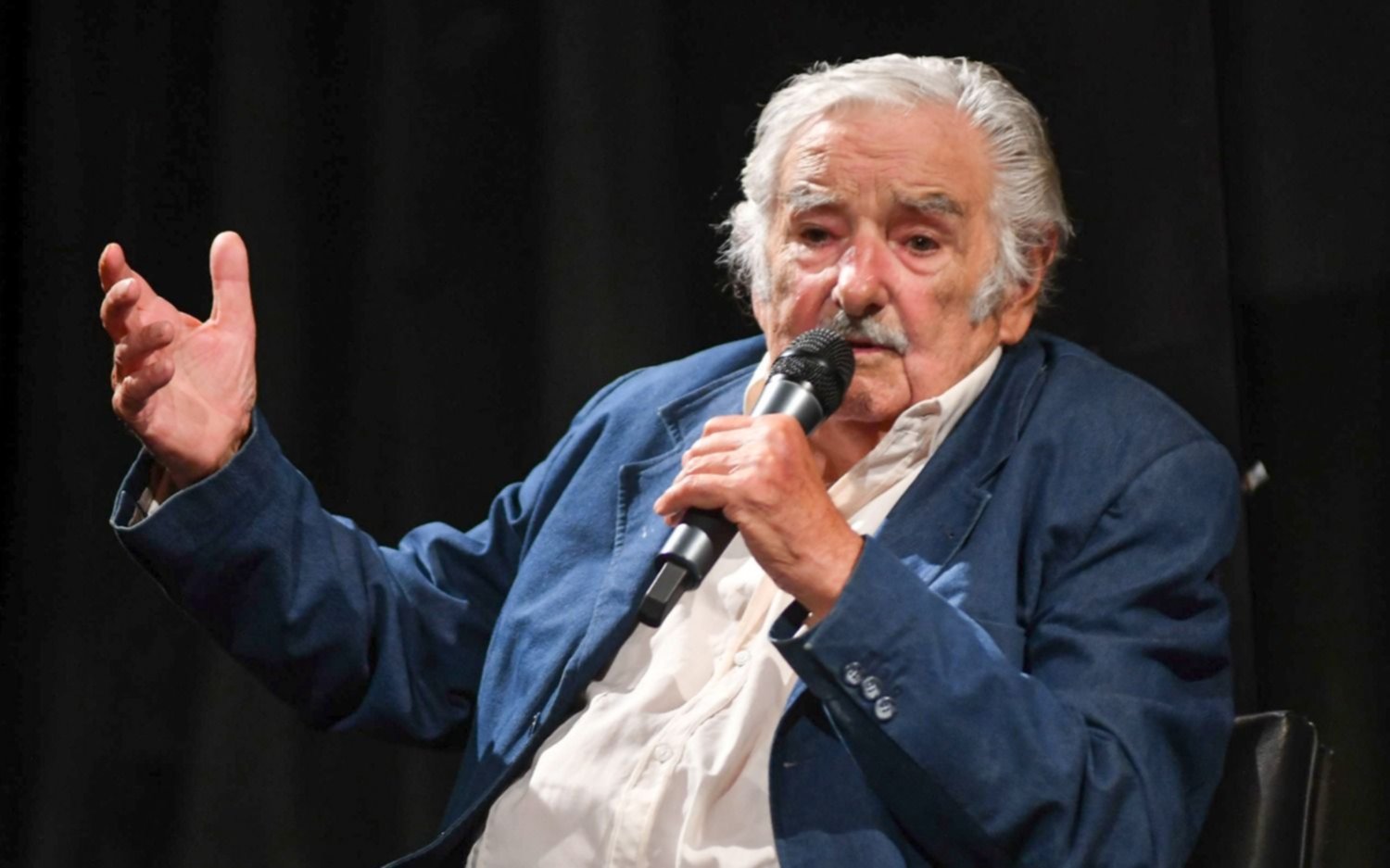 Pepe Mujica dijo que "si pudiera, votaría a Massa con las dos manos"