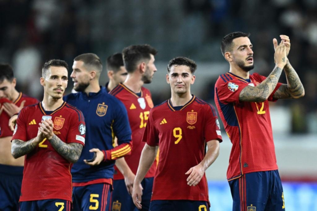 España volvió a ganar; Hungría y Eslovaquia sacaron pasaje a la Euro