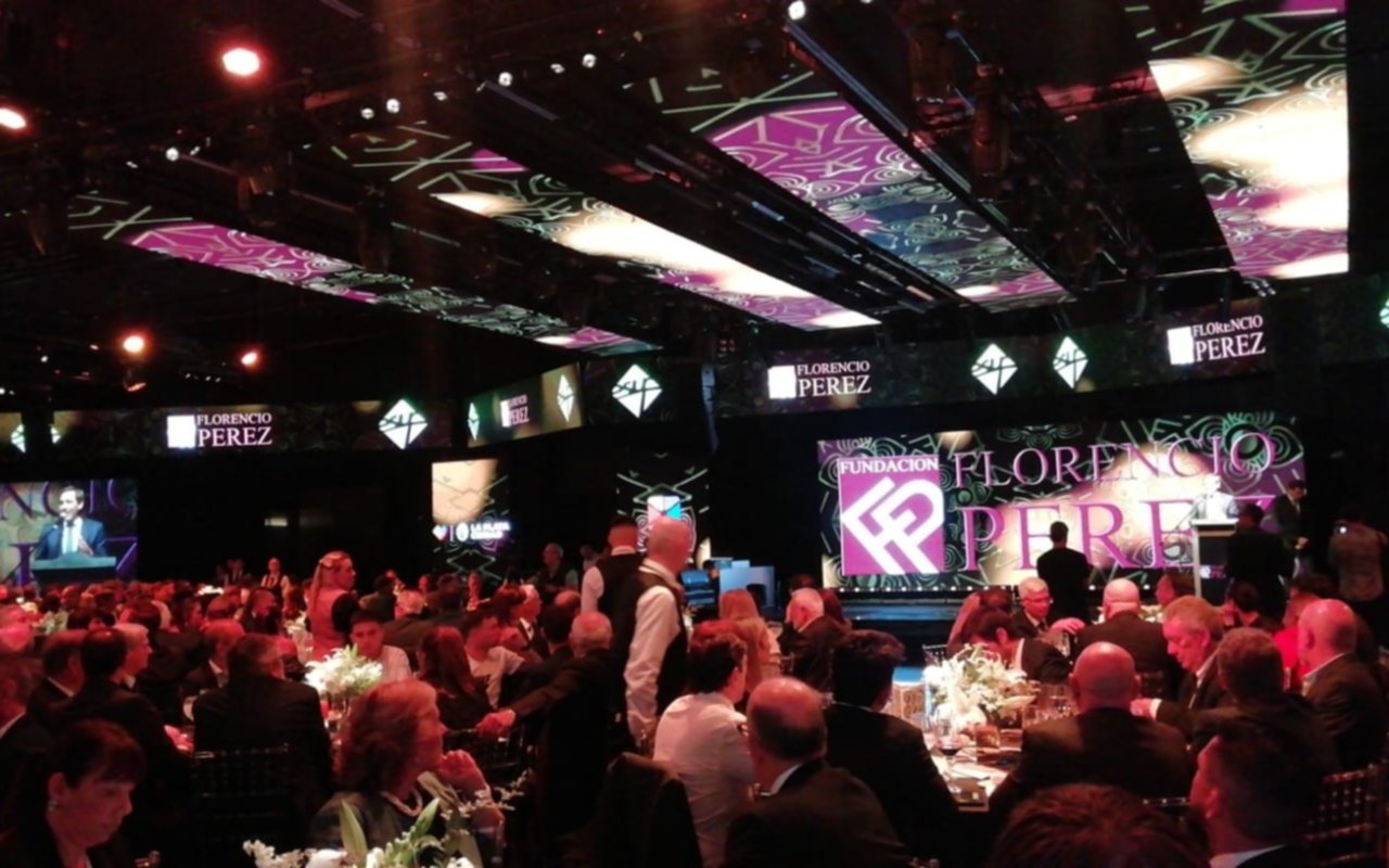 Se realizó la tradicional gala solidaria de la Fundación Florencio Pérez por el Aniversario de La Plata