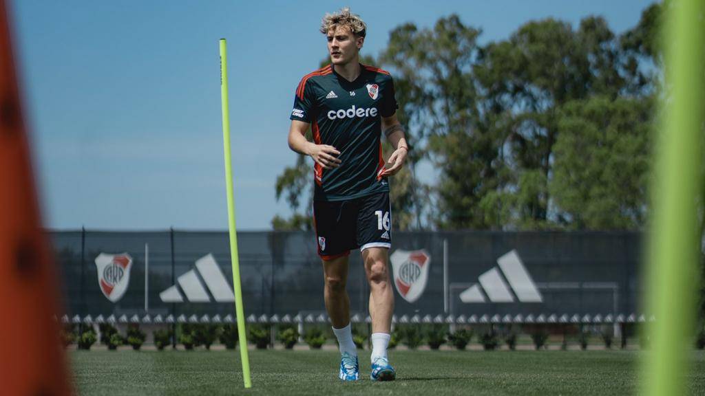 Demichelis prepara el equipo para buscar la clasificación