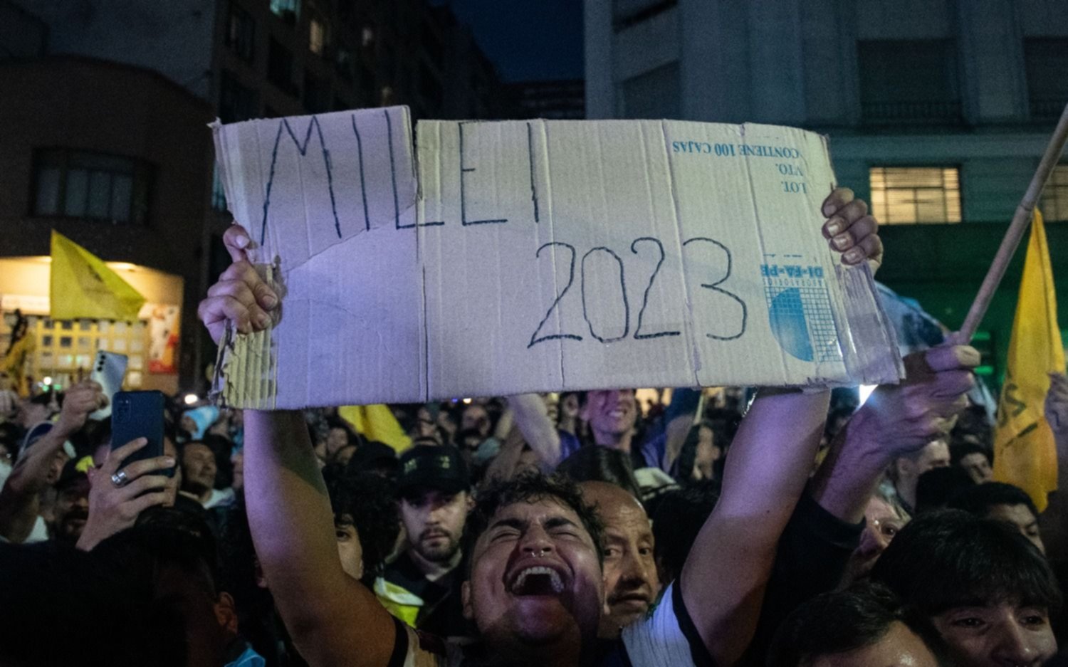 Elecciones 2023.- Euforia y festejos en el búnker de Javier Milei