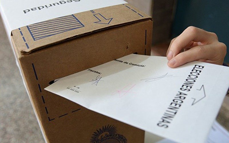 Elecciones 2023.- En Berisso, Sergio Massa se impuso ante Milei con el 56,4%