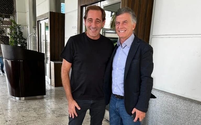 Elecciones 2023.- El intendente de La Plata Julio Garro felicitó a Mauricio Macri "por ponerle el cuerpo a esta cruzada histórica"