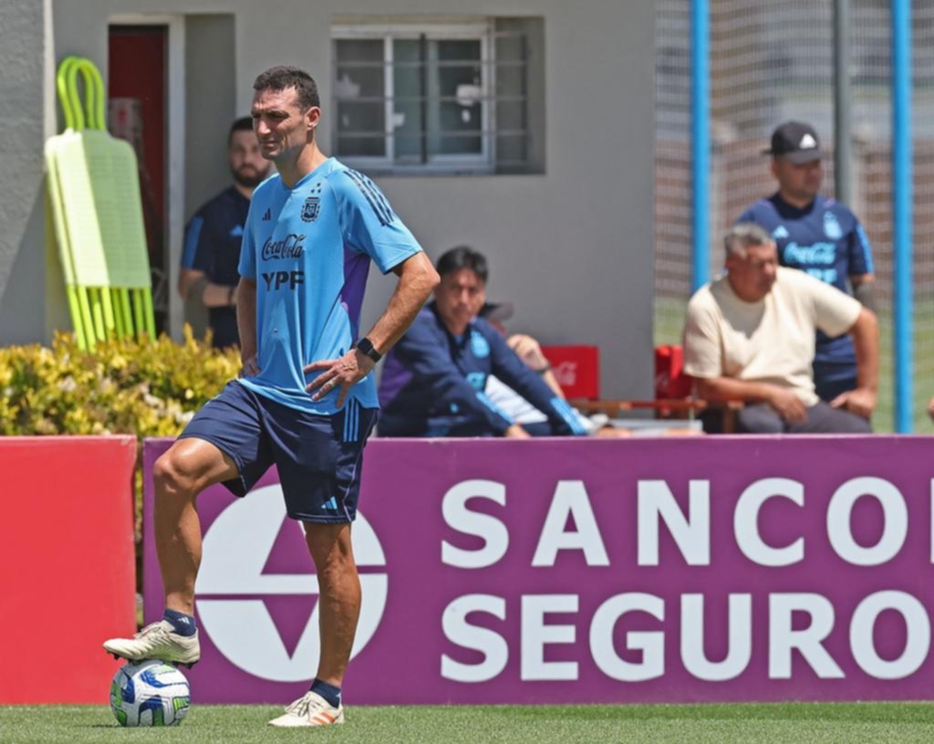 Scaloni confirmó cambios en el equipo para visitar a Brasil