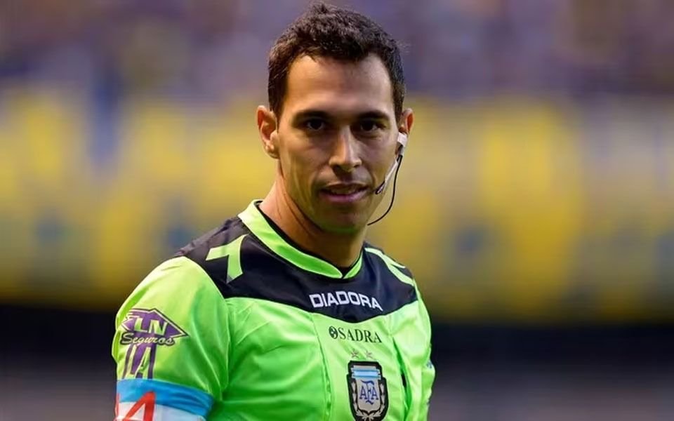 Guardia alta: hay árbitros para la "final" de Gimnasia vs Banfield y el cierre de Estudiantes