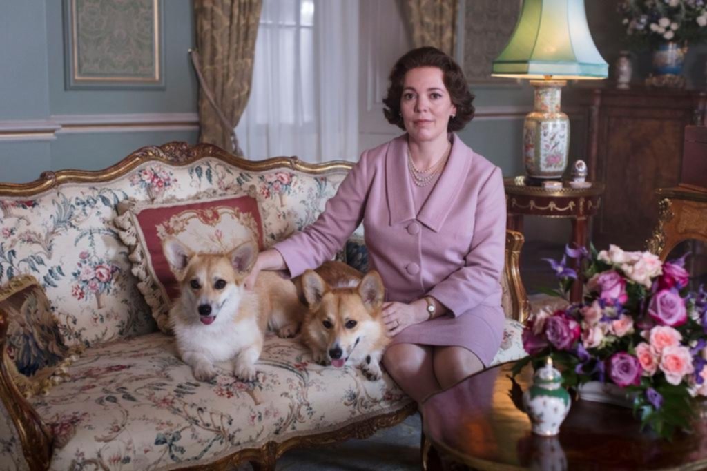 Objetos de la serie “The Crown”, a subasta