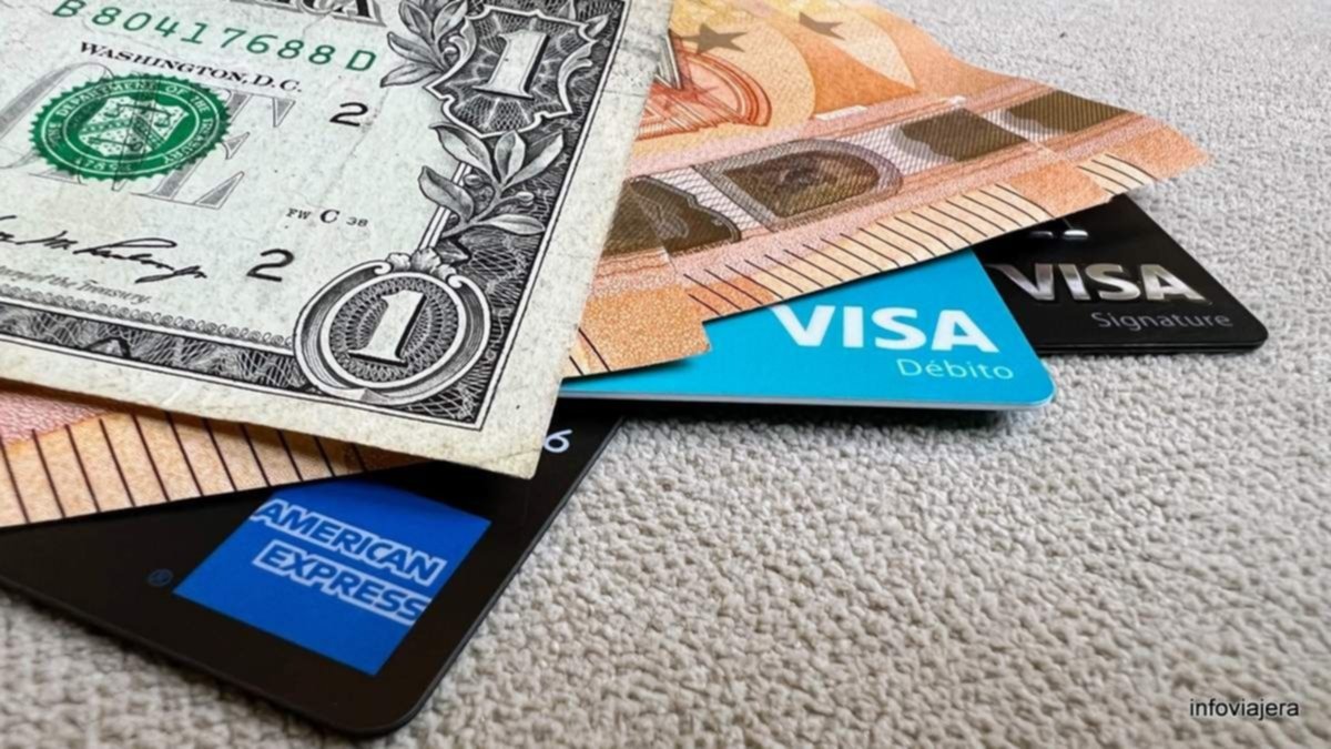 Golpe al dólar tarjeta, que pega un fuerte salto: el nuevo valor que fijó el Gobierno y el impacto