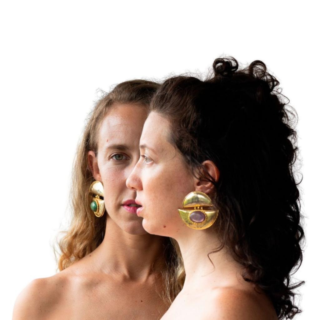 Belén Pasqualini, Timna Comedi y una propuesta entre el folk y el jazz