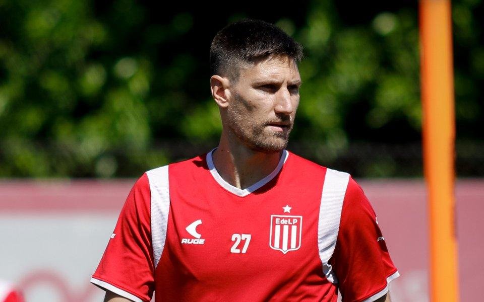Domínguez piensa tocar lo menos posible para la otra “final”, ahora contra Lanús