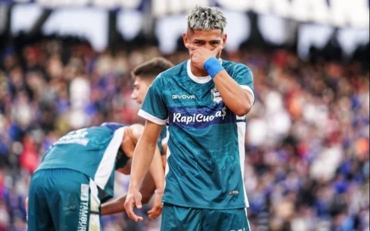 Eric Ramírez llegó a la quinta y se queda afuera