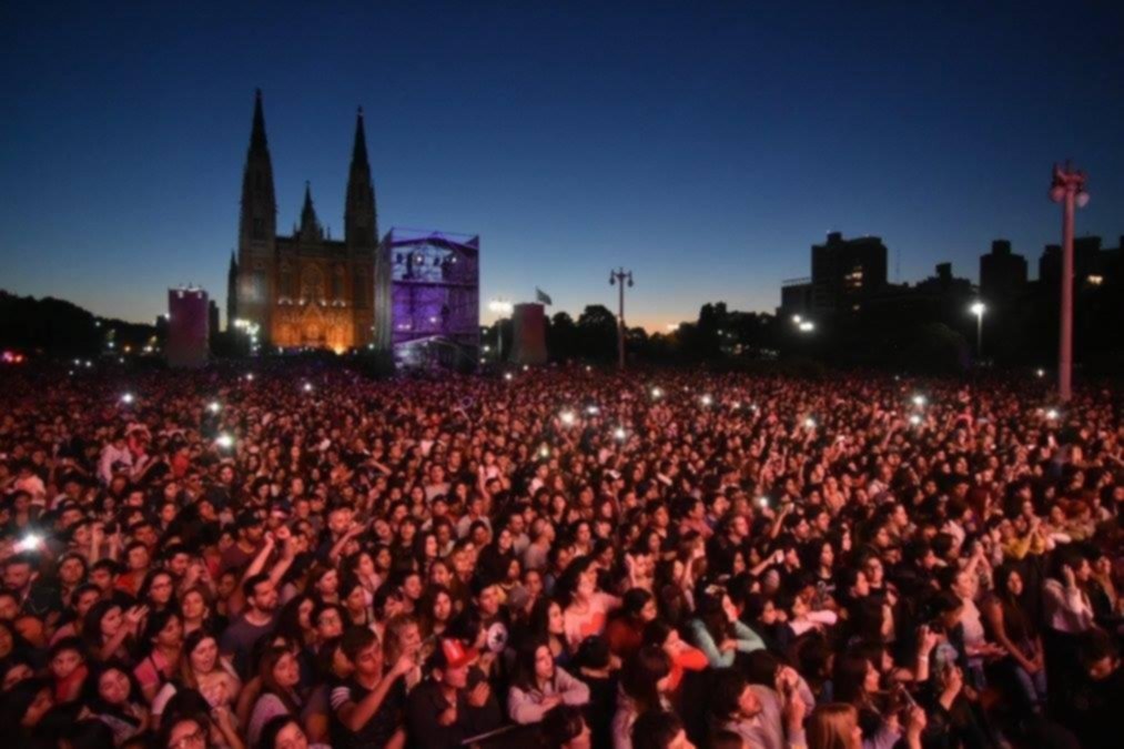 Asueto y recital masivo: todo lo que hay que saber del festejo por el aniversario de La Plata