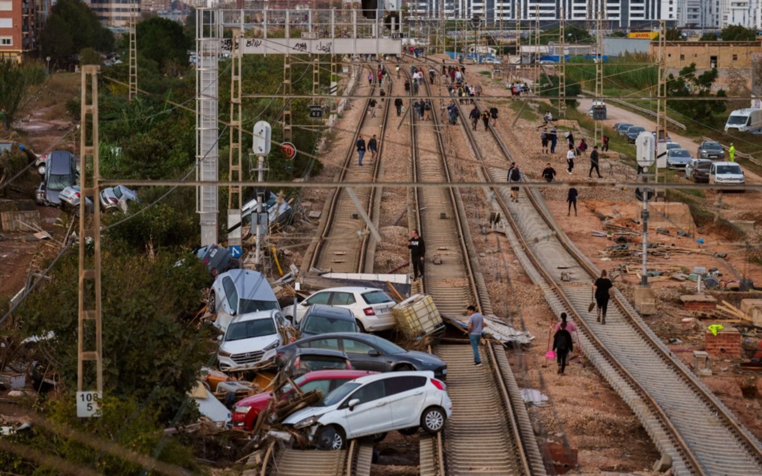 La catástrofe de España: la cifra de muertos por inundaciones en Valencia llega a 205 