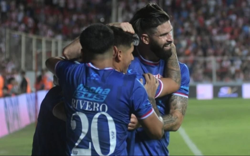 Unión no se entrega en la Liga y volvió a ganar