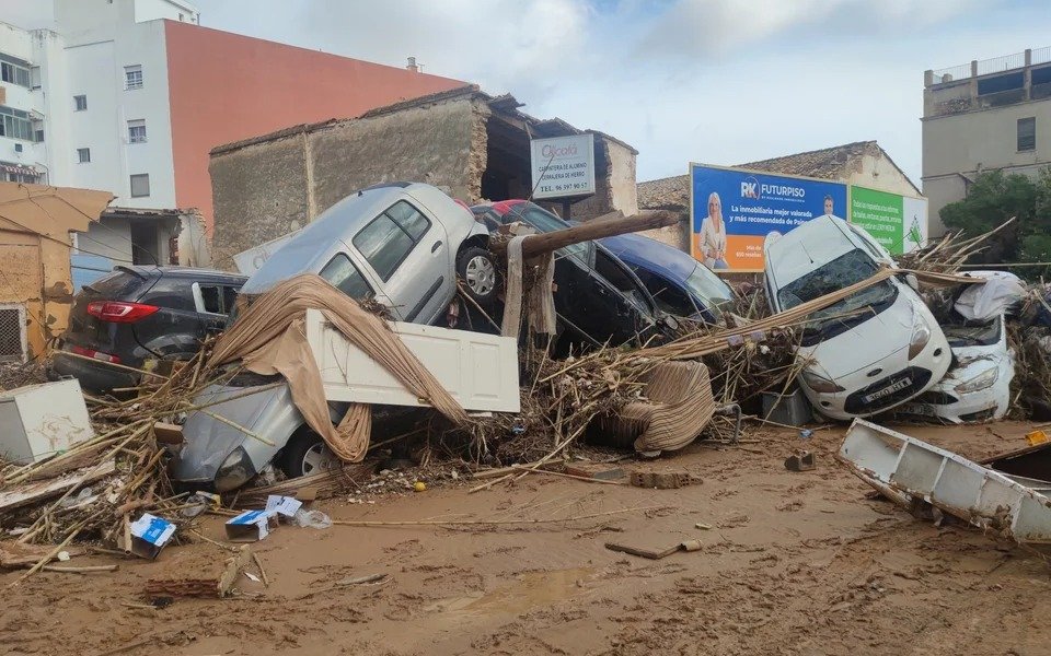 Se eleva a 211 el número de víctimas fatales por la catástrofe en Valencia