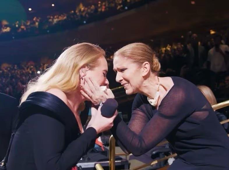 Adele y Dion, un mar de lágrimas de emoción en un show en Las Vegas